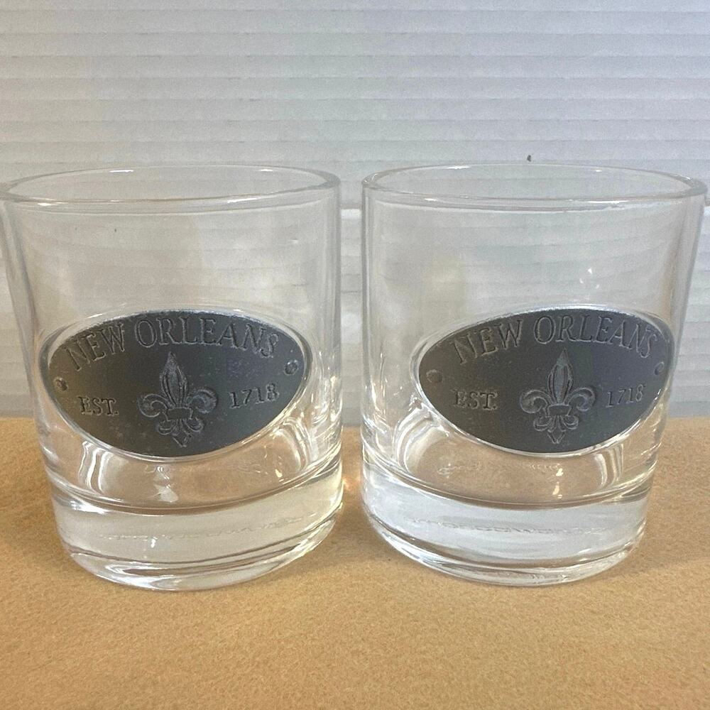 2 Americaware New Orleans whiskey glasses w/pewter a fleur-de-lis & "EST 1718"